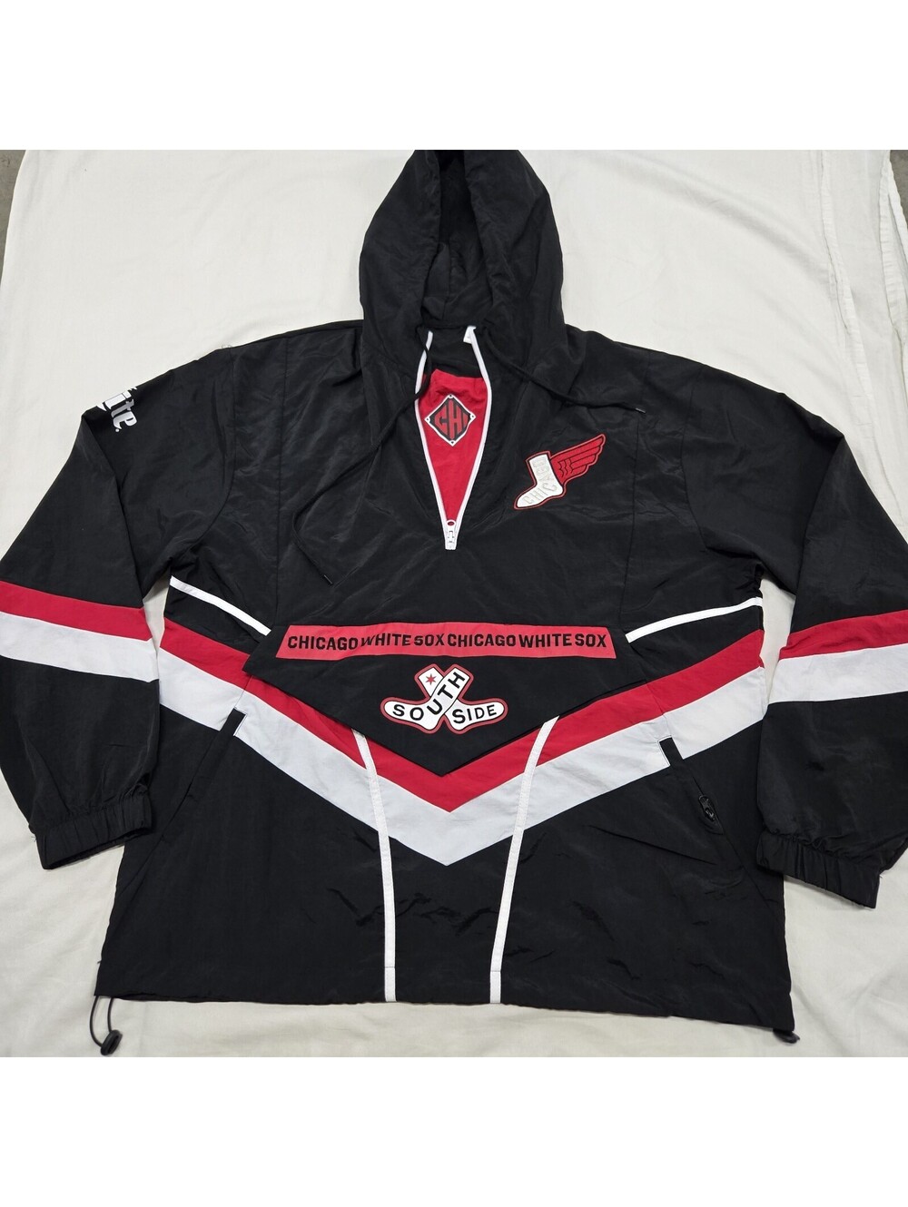 Size XL Chicago White Sox ‘90s City Connect Jacket 4/25/26 SGA Black Anorak EUC